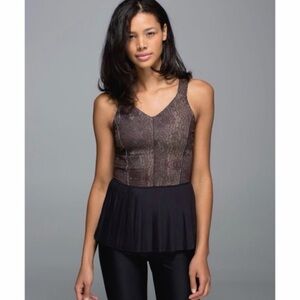 Lululemon Black and Brown peplum Tank Top with built in unpadded bra size s/m